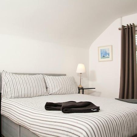 Zunera Lodge Kinsale Exterior photo